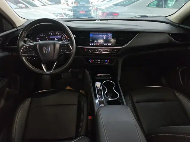 Buick Regal — Фото автомобиля 9