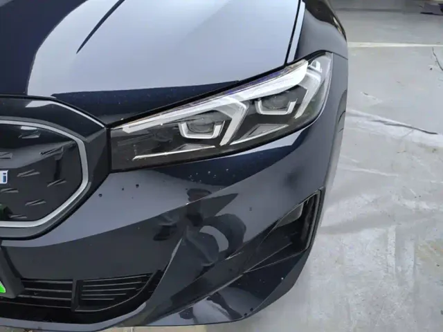 BMW i3 — Фото автомобиля 23