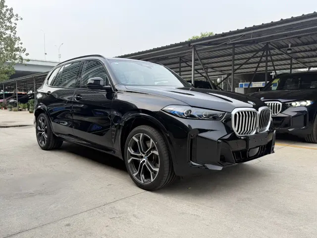 BMW X5 — Фото автомобиля 3
