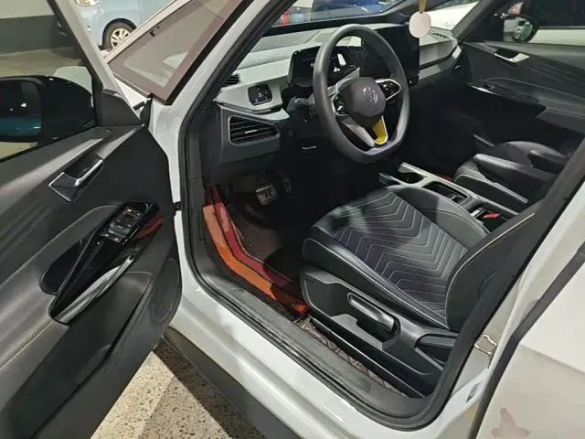 Volkswagen ID.3 — Фото автомобиля 15