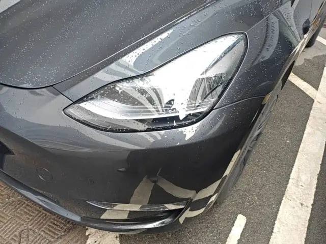 Tesla Model Y — Фото автомобиля 23