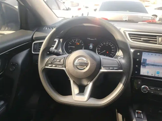 Nissan Qashqai — Фото автомобиля 10