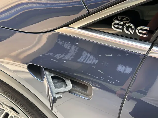 Mercedes-Benz EQE SUV — Фото автомобиля 10
