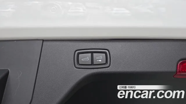 Porsche Macan — Фото автомобиля 27