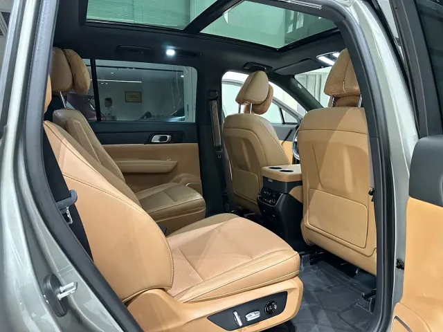 Li Auto ONE — Фото автомобиля 15
