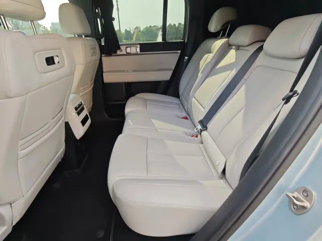 BYD FangChengBao Titanium 7 — Фото автомобиля 6
