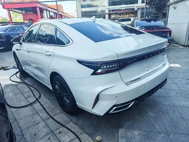 Chery Arrizo 8 — Фото автомобиля 8