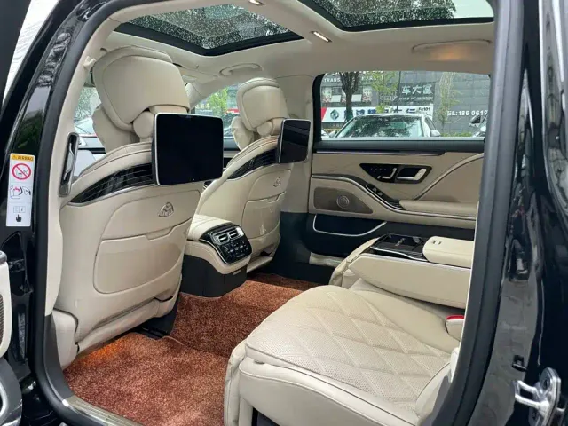 Mercedes-Benz Maybach S-Class — Фото автомобиля 13