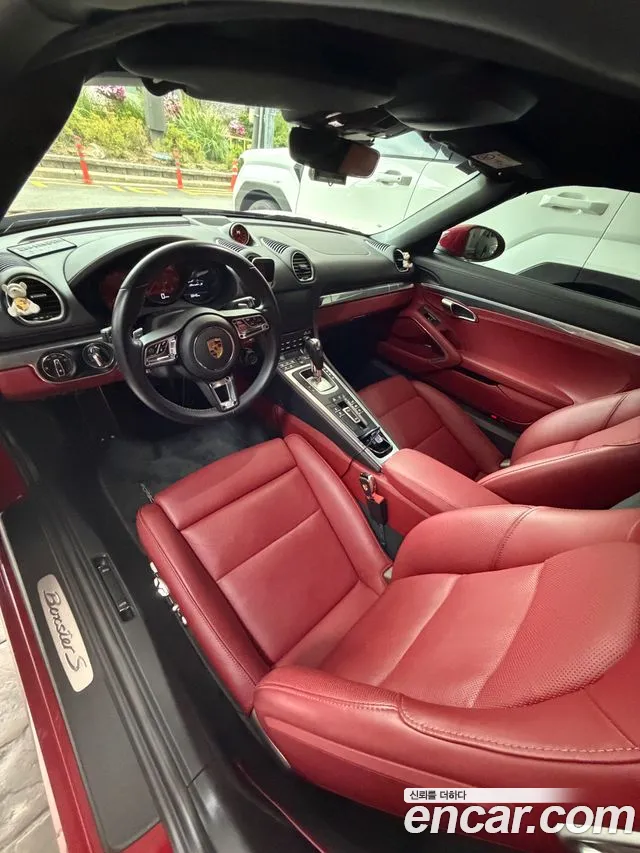 Porsche 718 — Фото автомобиля 6