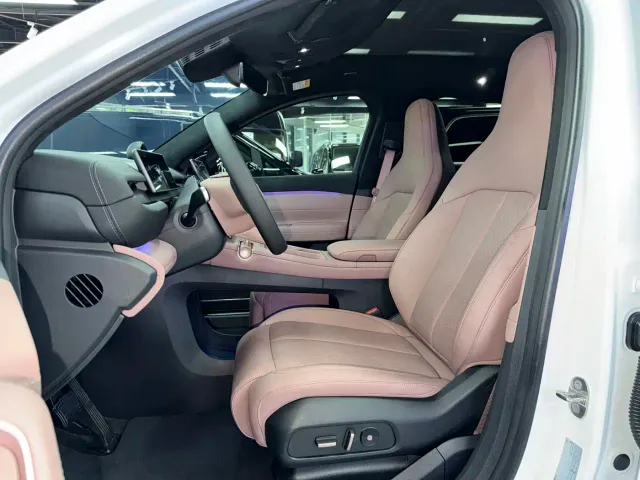 Nio EC6 — Фото автомобиля 8