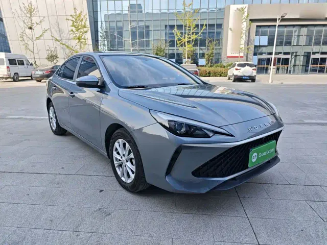 Roewe i5 — Фото автомобиля 3