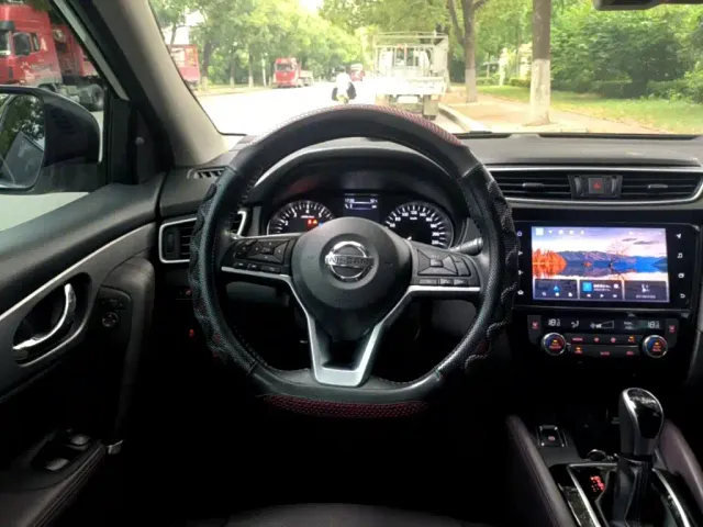Nissan Qashqai — Фото автомобиля 10