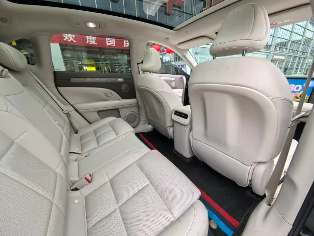 IM Motors LS6 — Фото автомобиля 10
