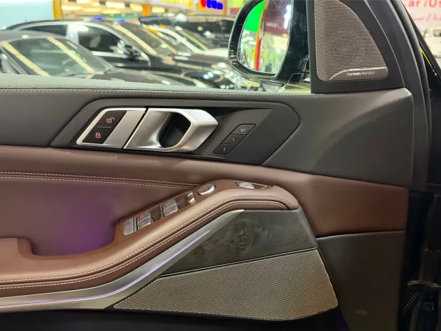 BMW X5 — Фото автомобиля 11