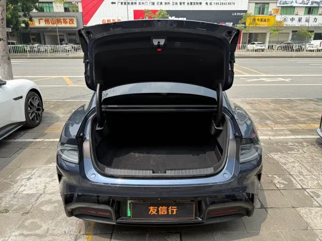 Xiaomi SU7 — Фото автомобиля 20