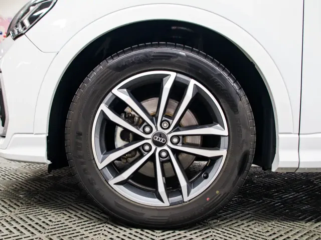 Audi Q3 — Фото автомобиля 19