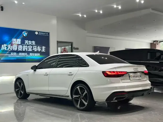 Audi A4L — Фото автомобиля 4