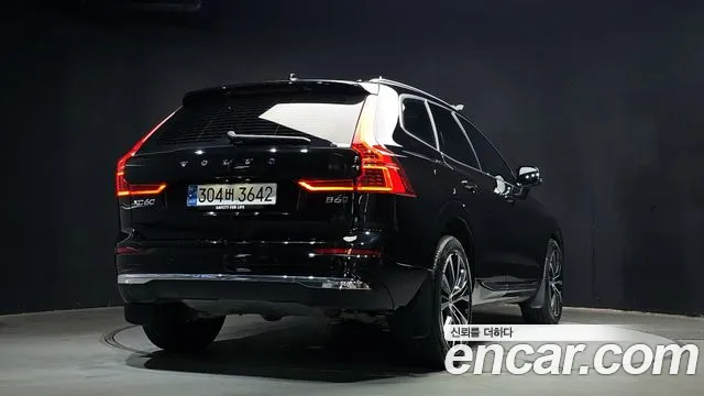 Вольво XC60 — Фото автомобиля 2