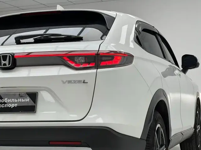 Honda Vezel — Фото автомобиля 9