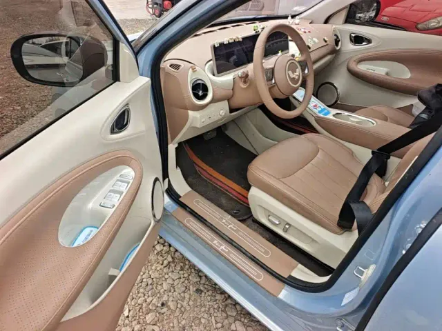 Wuling Bingo — Фото автомобиля 15