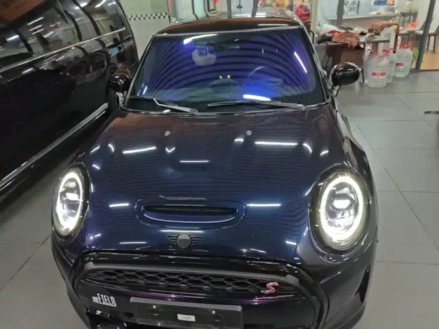 MINI Hatch — Фото автомобиля 2