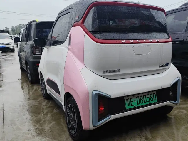 Wuling NanoEV — Фото автомобиля 7