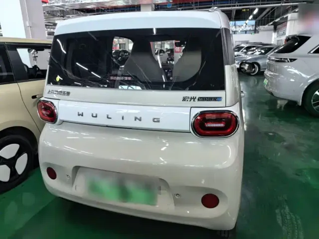 Wuling Hongguang Mini EV — Фото автомобиля 5