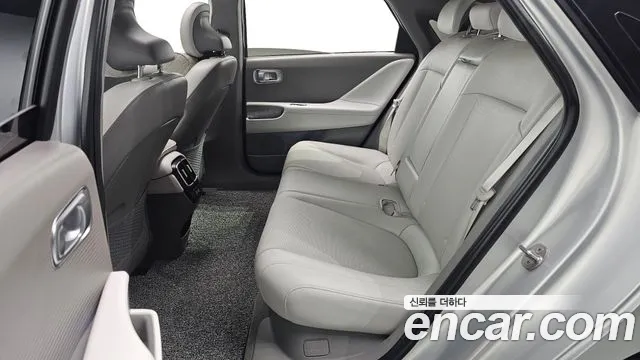 Hyundai Ioniq 6 — Фото автомобиля 11
