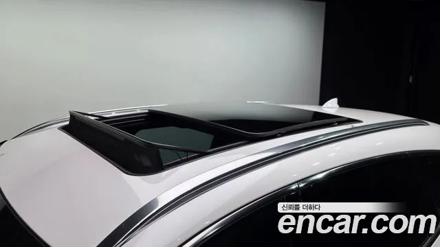 Genesis GV80 — Фото автомобиля 24