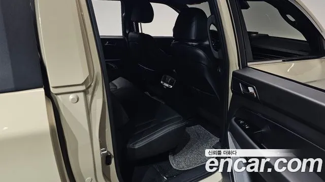 KG_Mobility_Ssangyong Rexton Новый Rexton Sport Дизель 2.2 4WD — Фото автомобиля 11