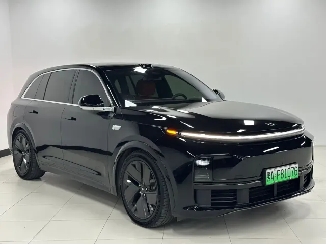 Li Auto L7 — Фото автомобиля 3
