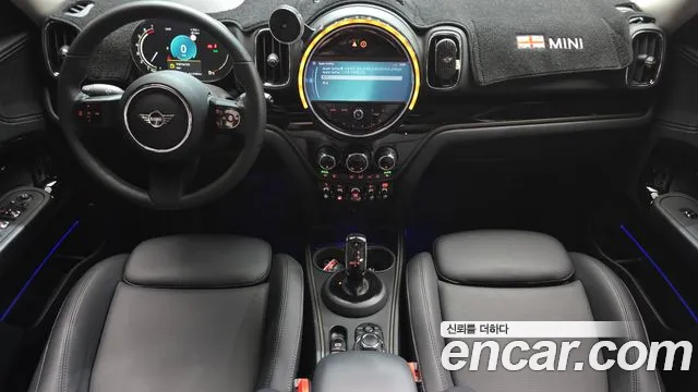 MINI Countryman — Фото автомобиля 7