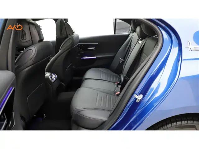 Mercedes-Benz C-Class — Фото автомобиля 7