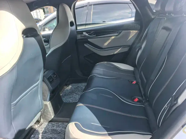 BYD Qin PLUS — Фото автомобиля 12