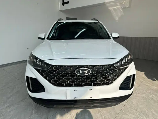 Hyundai ix35 — Фото автомобиля 3