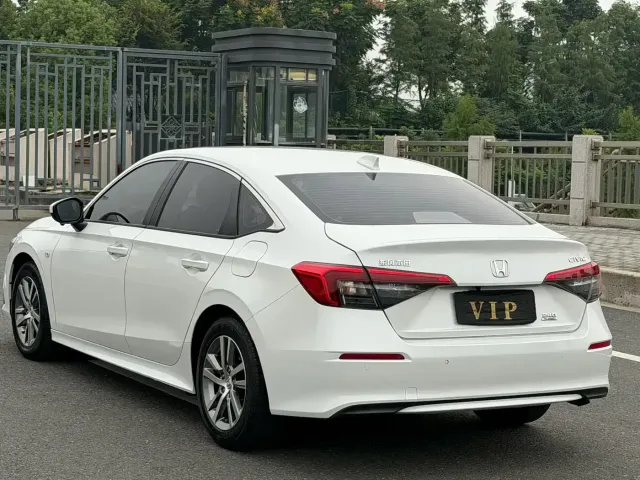 Honda Civic — Фото автомобиля 4