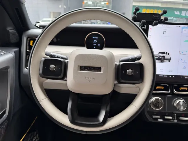 iCAR V23 — Фото автомобиля 15