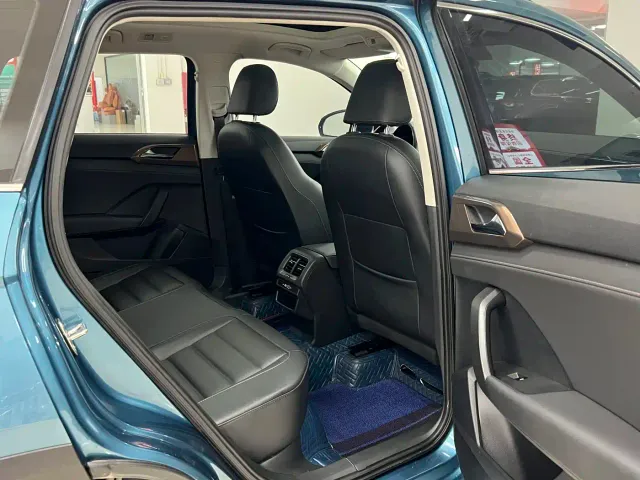 Volkswagen Tharu — Фото автомобиля 11