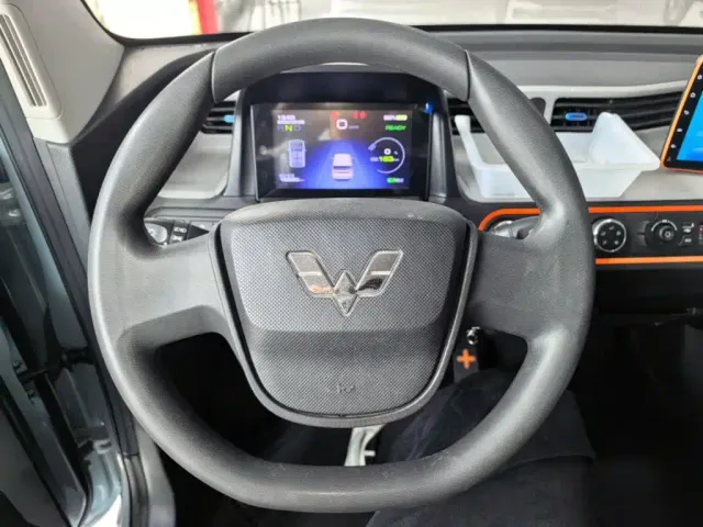 Wuling Hongguang Mini EV — Фото автомобиля 10