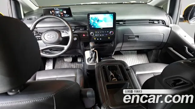 Hyundai Staria — Фото автомобиля 10