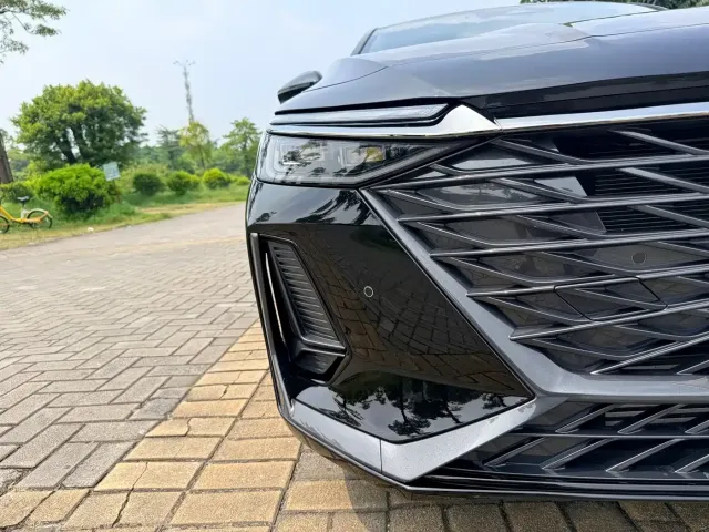 Chery Arrizo 8 — Фото автомобиля 27