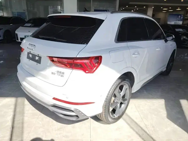 Audi Q3 — Фото автомобиля 6