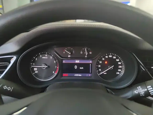 Buick Regal — Фото автомобиля 14