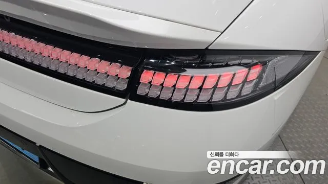 Hyundai Ioniq6 — Фото автомобиля 23
