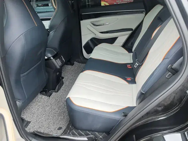 BYD Song PLUS — Фото автомобиля 16