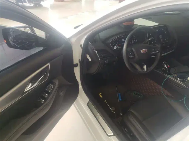 Cadillac CT5 — Фото автомобиля 15