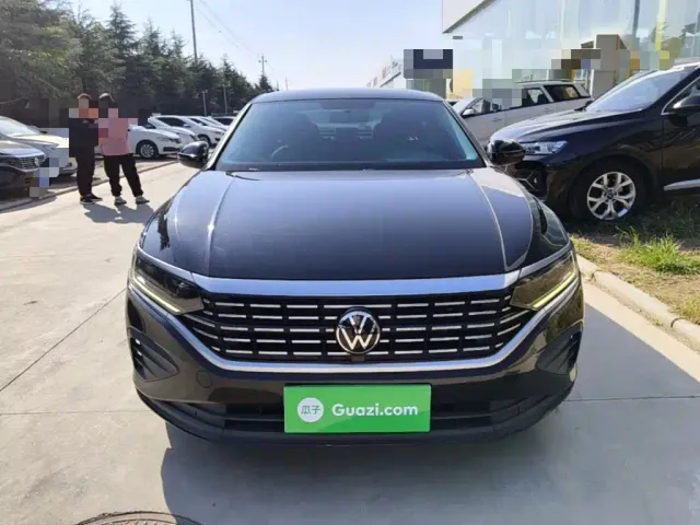 Volkswagen Passat — Фото автомобиля 2