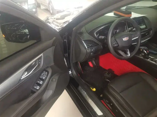 Cadillac CT5 — Фото автомобиля 11