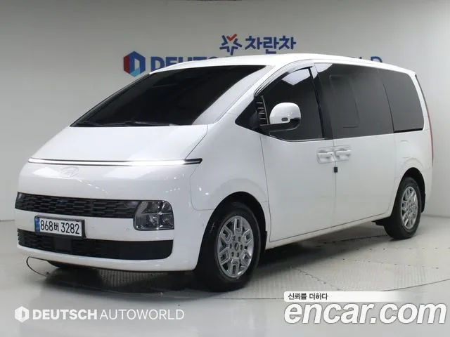 Фотография автомобиля — Hyundai Staria