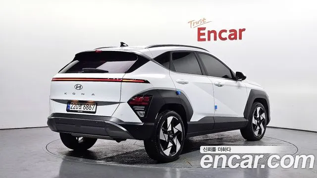 Hyundai Kona Kona (SX2) Бензин 1.6 турбо 2WD — Фото автомобиля 2